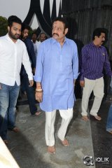 NTR Family Visit to NTR Ghat 2016